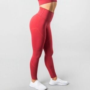 Alphalete Revival R6 Legging in Coral Red
